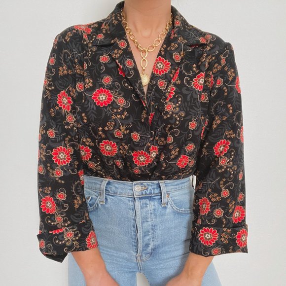 Retro Black & Red Floral Blouse - Picture 2 of 8